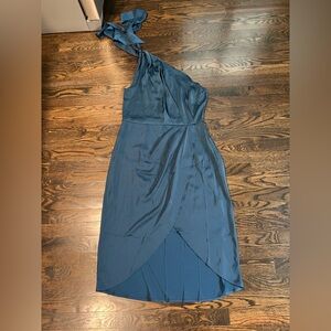 Gorgeous blue one shoulder formal midi dress